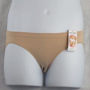 Jockey Women's Smooth Seamless Bikini Panty, Light Nude 4, Medium / Size 6